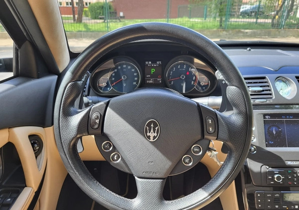 Maserati Quattroporte cena 129000 przebieg: 82500, rok produkcji 2012 z Warszawa małe 596